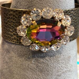 Elegant Gold Bracelet with Multicolor crystal